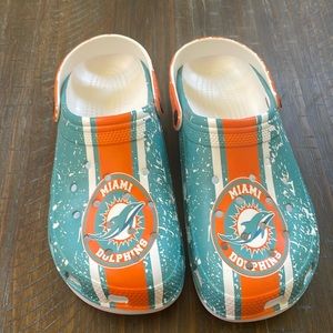 Miami dolphins crocs Mens 11. Never worn